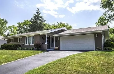 331 Debbie, Waukesha, WI 53189