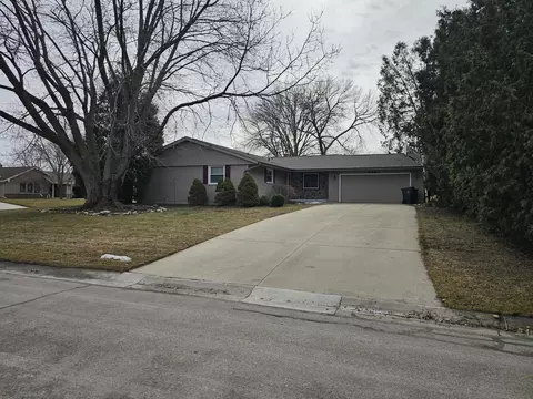 4207 S Regal, New Berlin, WI 53151