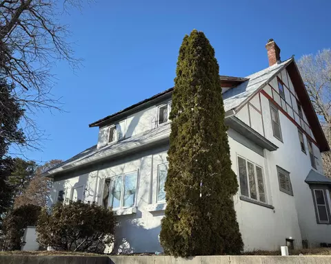 590 E Seminary, Richland Center, WI 53581