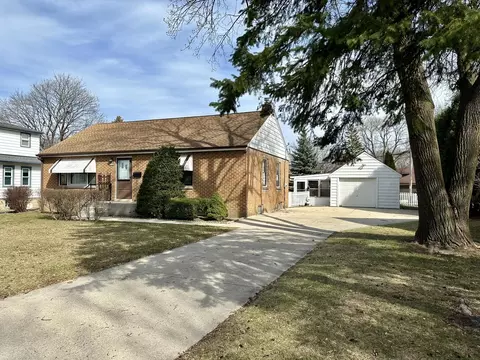 2524 S 67th, Milwaukee, WI 53219