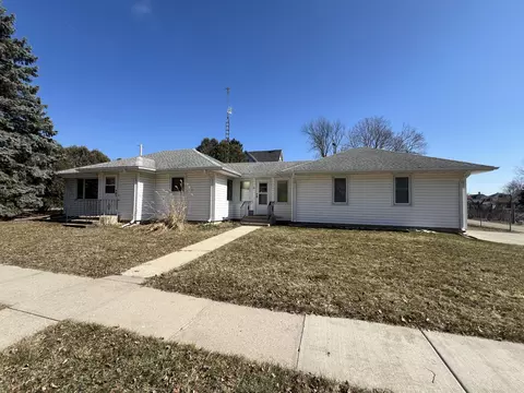 74 Shirley, Fort Atkinson, WI 53538