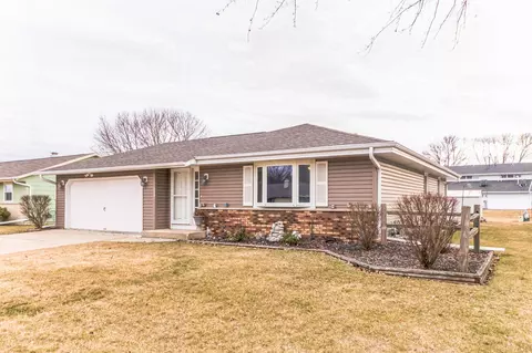 3336 Lamancha, Janesville, WI 53546