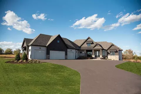 10122 W Farmdale Ests, Mequon, WI 53097