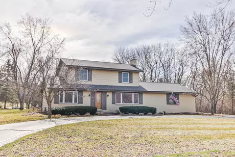 s35w28057 Pheasant, Genesee, WI 53189