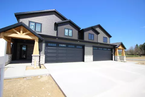 391 Ridge Vw, Milton, WI 53563