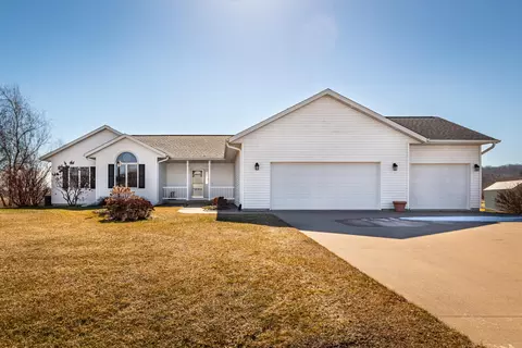 w4551 Prairie Court West, Hamilton, WI 54669