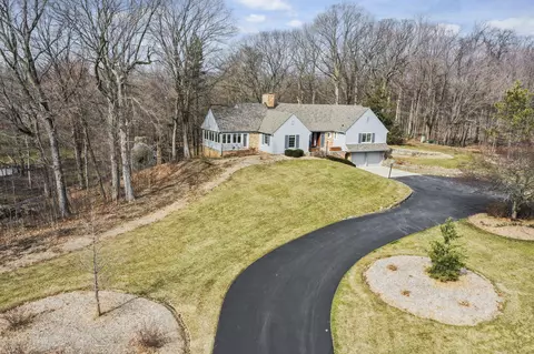6900 Brook, Caledonia, WI 53126