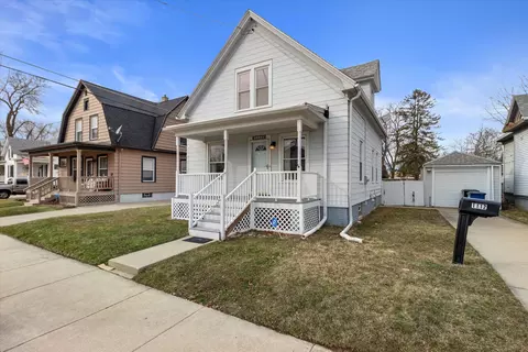 1112 Yout, Racine, WI 53402