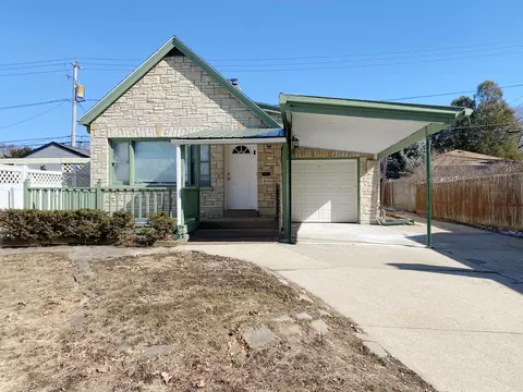 2950 N 73rd, Milwaukee, WI 53210