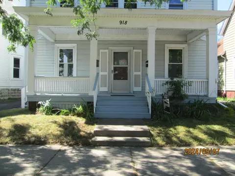 918 Villa, Racine, WI 53403