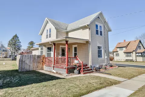 420 N Warren, Watertown, WI 53098