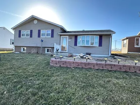 306 1st, Spring Grove, MN 55974
