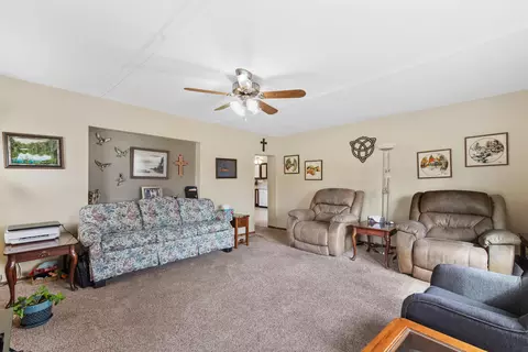 404 Roosevelt, West Bend, WI 53090