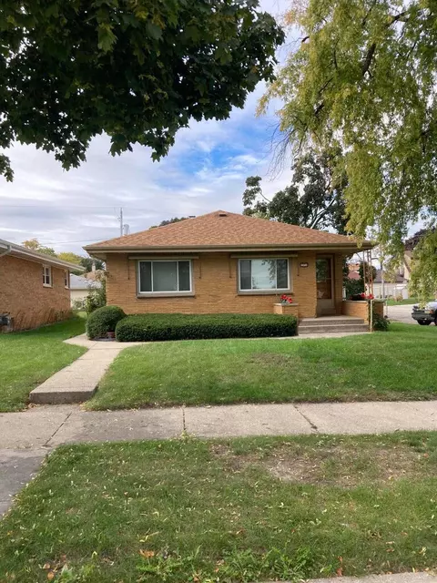 Undisclosed, Milwaukee, WI 53216