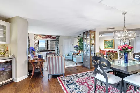 1633 N Prospect #8E-8F, Milwaukee, WI 53202