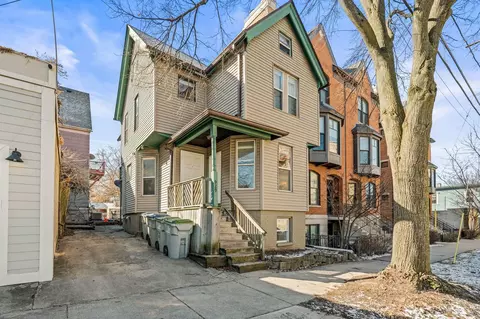 929 E Pearson, Milwaukee, WI 53202