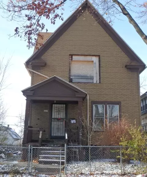 4669 N 38th #A, Milwaukee, WI 53209