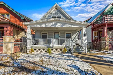 3206 N 42nd, Milwaukee, WI 53216