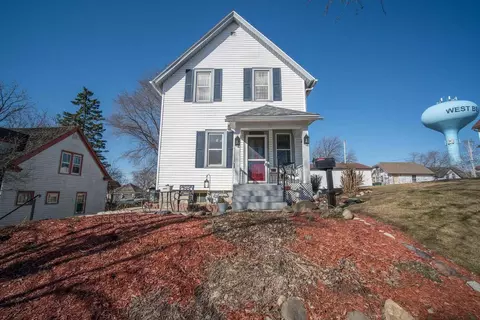 446 N 9th, West Bend, WI 53090
