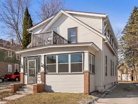 724 N 10th, Manitowoc, WI 54220