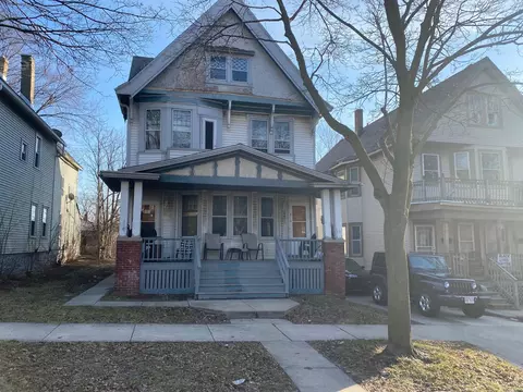 3111 W Mt Vernon #3113, Milwaukee, WI 53208