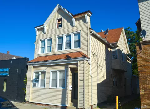 3814 W National, Milwaukee, WI 53215