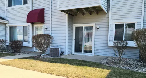 6631 Mariner #5, Mount Pleasant, WI 53406