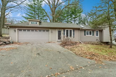 N6631 Fir, Richmond, WI 53115