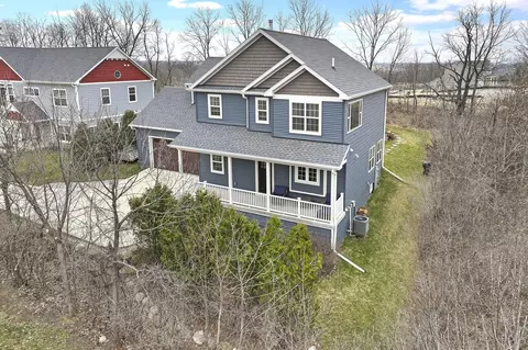 907 Platt, Lake Geneva, WI 53147