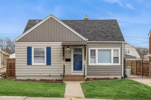 3774 S 21st, Milwaukee, WI 53221