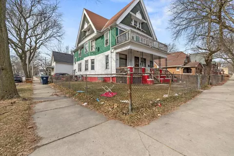 3251 N 11th #3253, Milwaukee, WI 53206