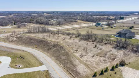 Lt5 Fields Crossing, Genesee, WI 53149