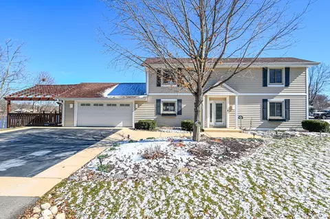 s74w17476 Lake, Muskego, WI 53150
