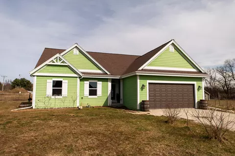 s28w38320 Rw Igl, Ottawa, WI 53118