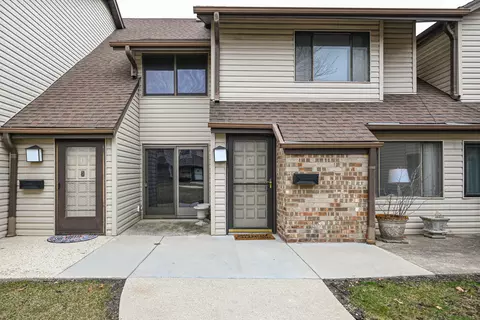 9034 W Lisbon #4, Milwaukee, WI 53222
