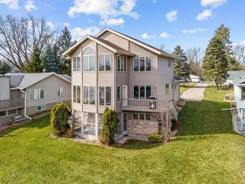 w1343 North Blue Spring Lake Drive, Palmyra, WI 53156