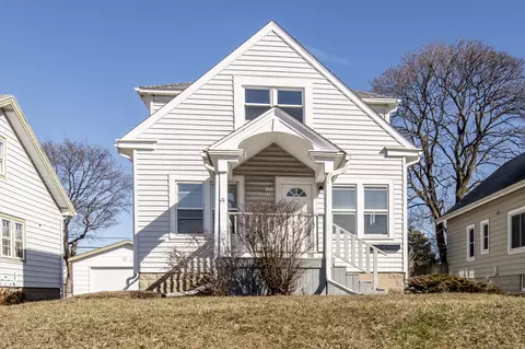 1348 S 85th #1350, West Allis, WI 53214