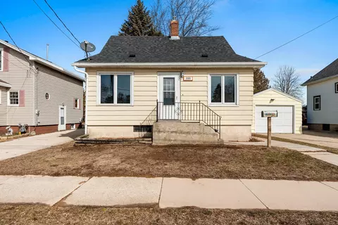 2610 10th, Two Rivers, WI 54241