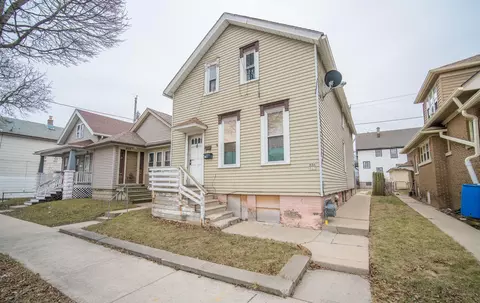 929 W Maple #931, Milwaukee, WI 53204