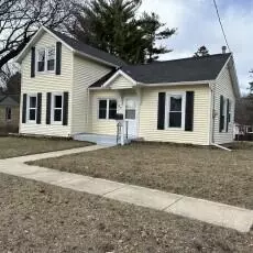 27 South Ft, Fort Atkinson, WI 53538