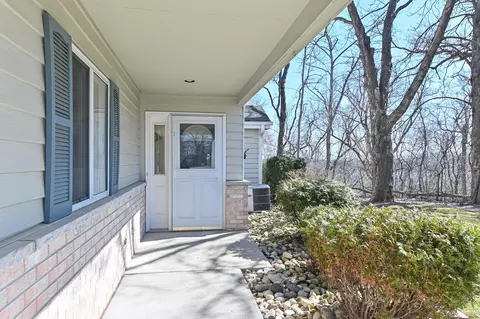 7915 W Wind Lk # 6, Norway, WI 53185