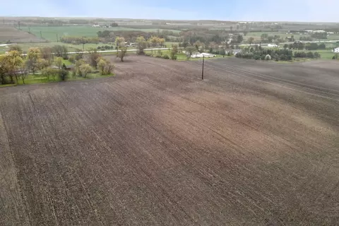 19602 Washington, Yorkville, WI 53182