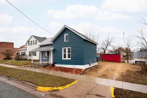 203 W State, Westby, WI 54667