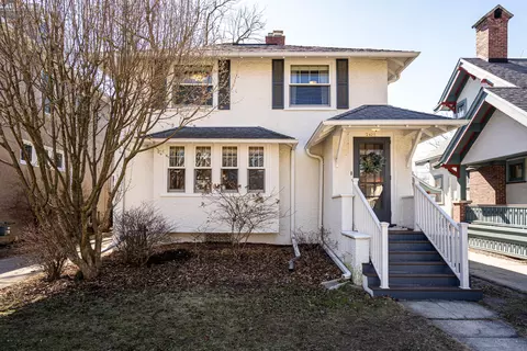 2421 E Newton, Shorewood, WI 53211