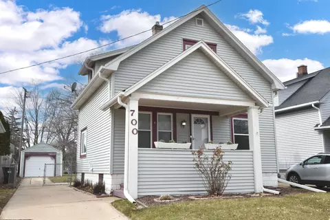 700 Belmont, Racine, WI 53405