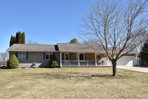9308 Windy Acres, Farmington, WI 53040