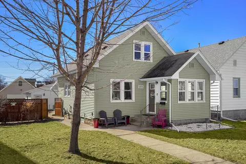 1806 Redfield, La Crosse, WI 54601