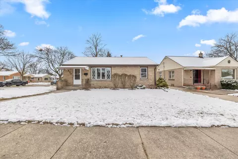 139 W Van Norman, Milwaukee, WI 53207