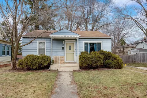 312 Wilson, Waukesha, WI 53186