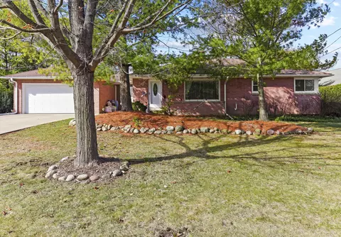 8005 N Whitney, Fox Point, WI 53217